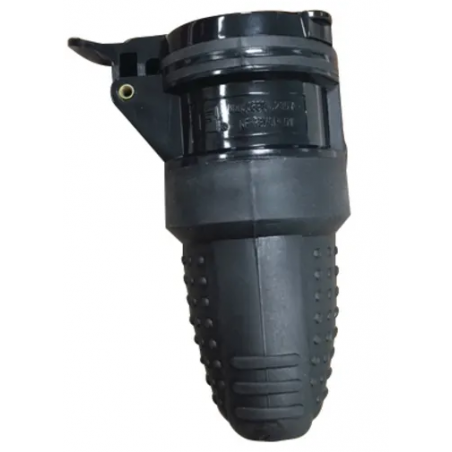 FICHE FEMELLE 2P+T 16A NOIR