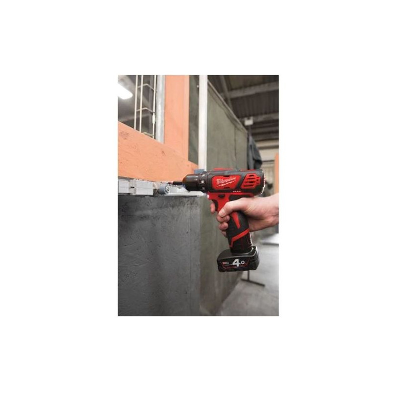 M12BDD-201C PERCEUSE/VISS. ACCU IN2 MILWAUKEE