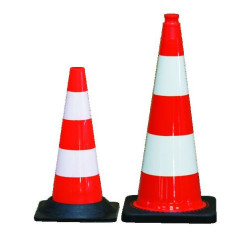 CONE PLASTIQUE FLUO 75CM PVC PIED CAOUTCHOUC 3,500 KG
