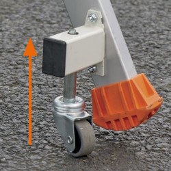 ESCABEAU 12 MARCHES AVEC RAMPE - HAUTEUR TRAVAIL 4.64M