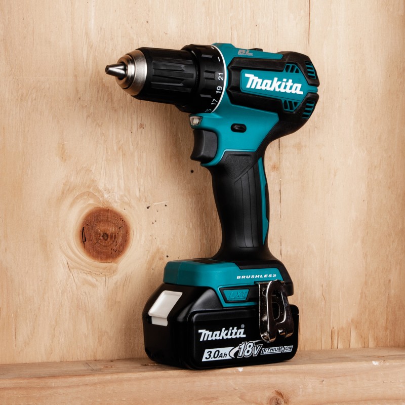 Perceuse visseuse MAKITA DDF485RTJ 18V Li-Ion Ø 13mm (2x5Ah)