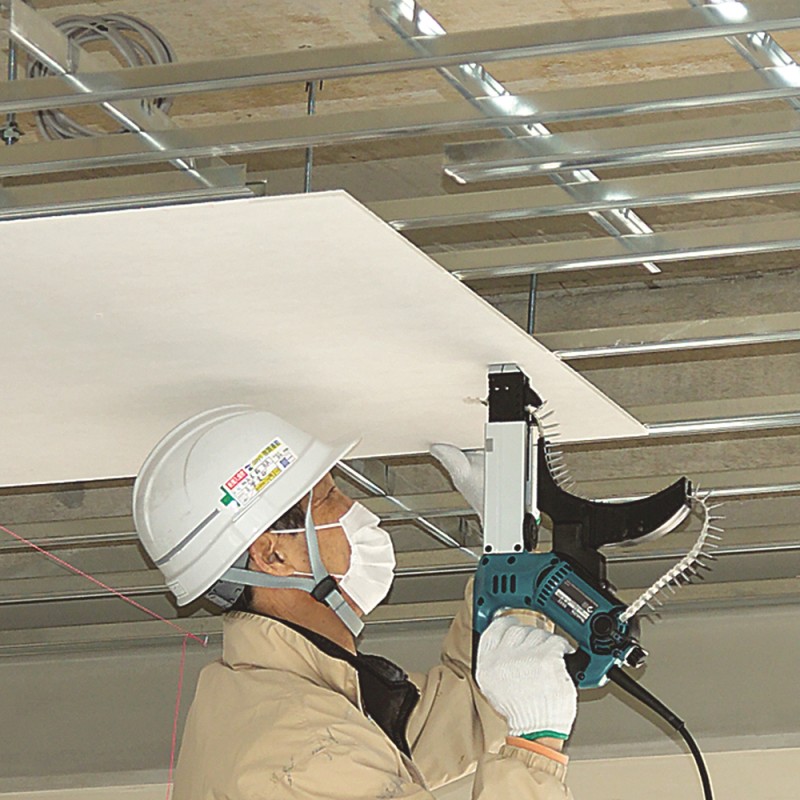 VISSEUSE AUTOMATIQUE 220 V 470 W 4 X 25 À 55 MM