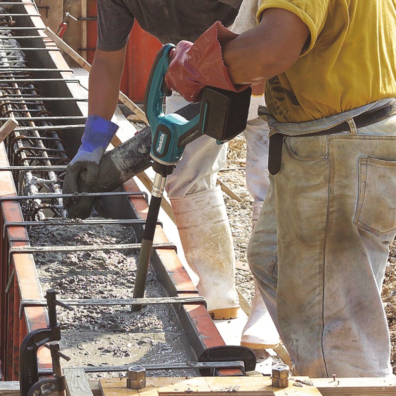 VIBREUR BETON 800MM 18V (PRODUIT SEUL)