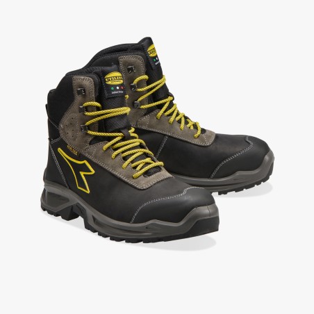 CHAUSSURES DE SECURITES HAUTE EN CUIR NOIR ET JAUNE S3 WR CI SRC