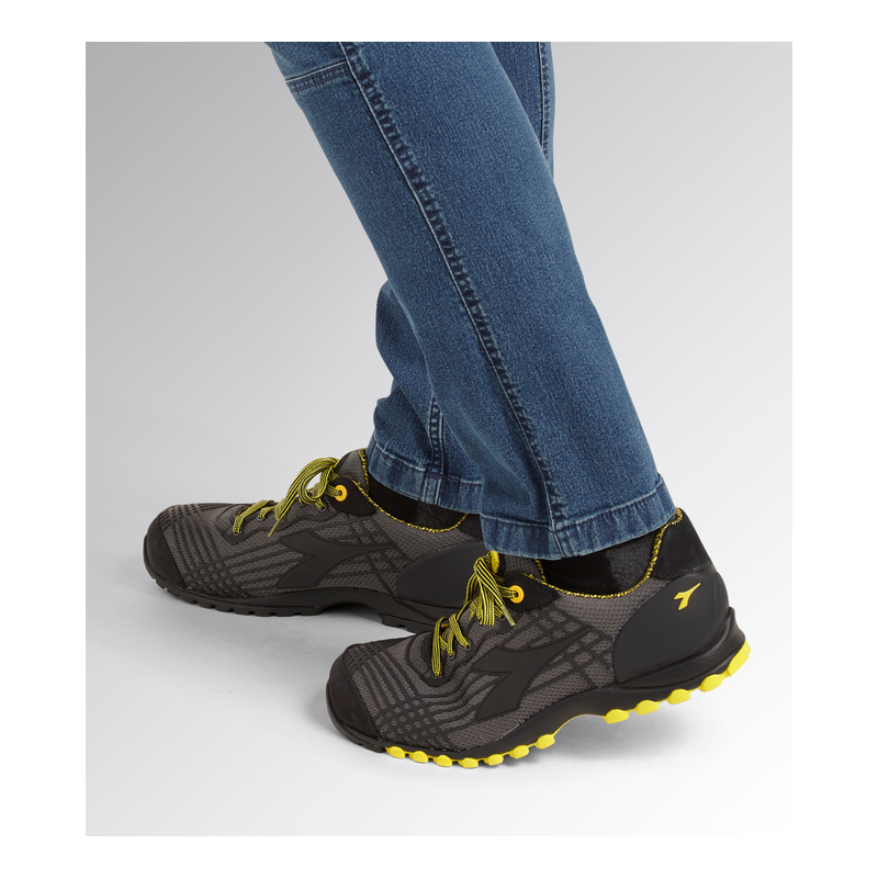 CHAUSSURES DE SECURITES BASSES NOIRES BEAT DA2 TEXT LOW S1P HRO SRC